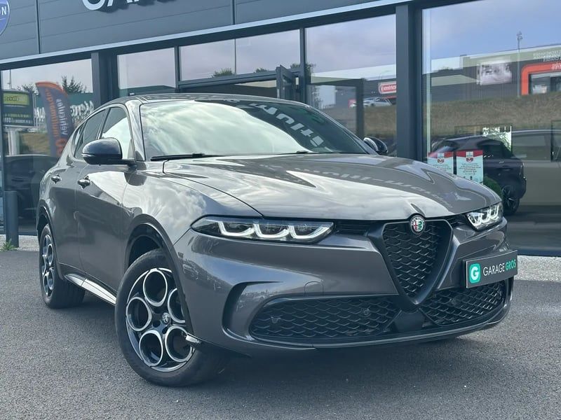 Photo de la voiture ALFA ROMEO TONALE 1.5 Hybrid 130 ch TCT7 Sprint