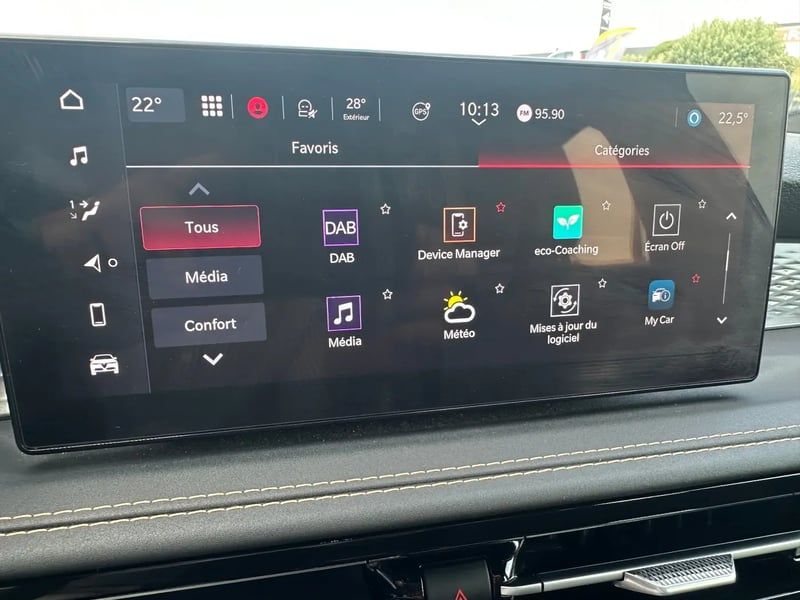 Photo de la voiture ALFA ROMEO TONALE 1.5 Hybrid 130 ch TCT7 Sprint