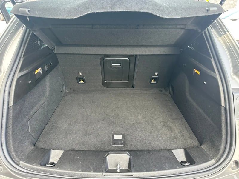 Photo de la voiture ALFA ROMEO TONALE 1.5 Hybrid 130 ch TCT7 Sprint