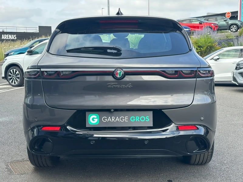 Photo de la voiture ALFA ROMEO TONALE 1.5 Hybrid 130 ch TCT7 Sprint