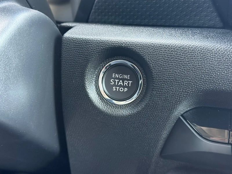 Photo de la voiture CITROEN C4 Hybride 145 ch e-DCS6 Max