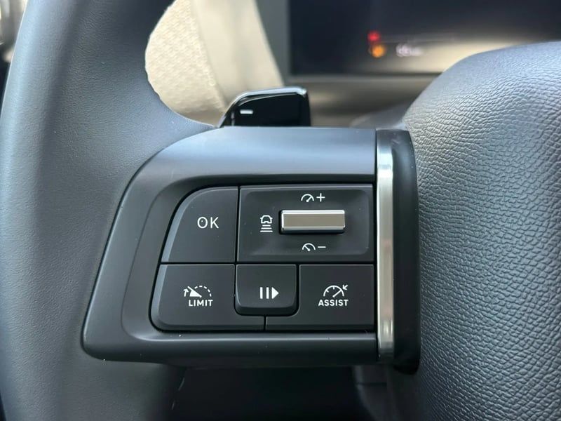 Photo de la voiture CITROEN C4 Hybride 145 ch e-DCS6 Max