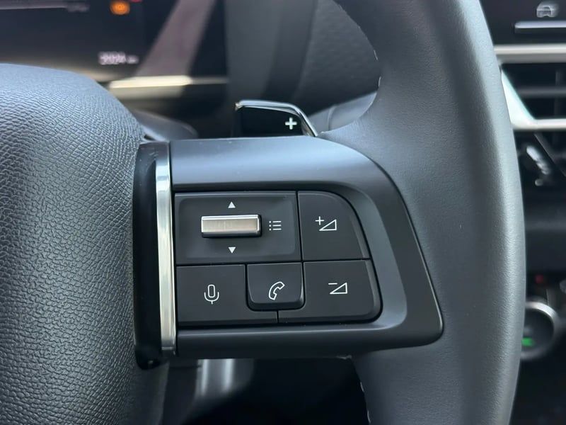 Photo de la voiture CITROEN C4 Hybride 145 ch e-DCS6 Max