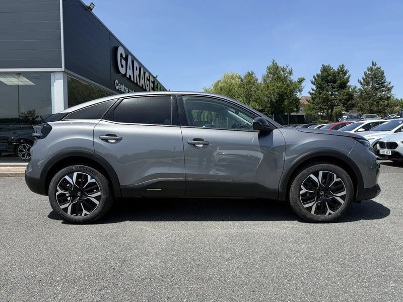 Photo de la voiture CITROEN C4 Hybride 145 ch e-DCS6 Max