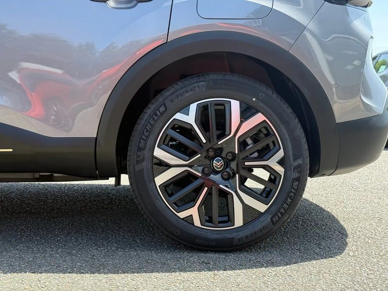 Photo de la voiture CITROEN C4 Hybride 145 ch e-DCS6 Max