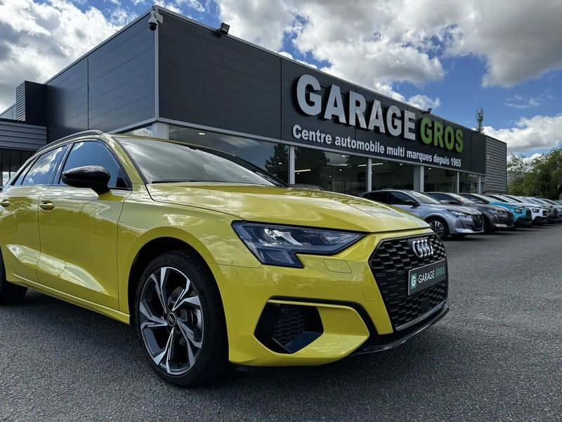 Photo de la voiture AUDI A3 SPORTBACK 30 TFSI 110 S Line