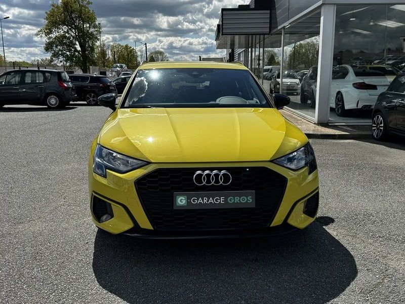 Photo de la voiture AUDI A3 SPORTBACK 30 TFSI 110 S Line