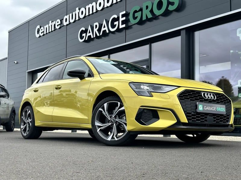 Photo de la voiture AUDI A3 SPORTBACK 30 TFSI 110 S Line