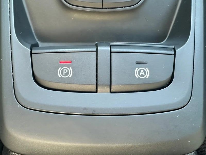 Photo de la voiture AUDI Q2 35 TFSI 150 S tronic 7 S line