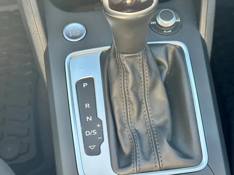 Photo de la voiture AUDI Q2 35 TFSI 150 S tronic 7 S line