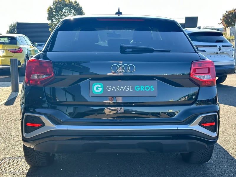 Photo de la voiture AUDI Q2 35 TFSI 150 S tronic 7 S line