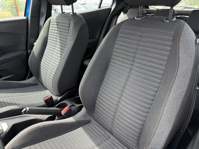 Photo de la voiture PEUGEOT 2008 BlueHDi 100 S&S BVM6 Active