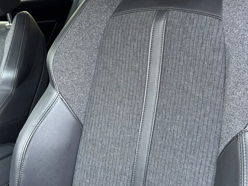 Photo de la voiture PEUGEOT 508 SW BlueHDi 130 ch S&S EAT8 Allure Pack