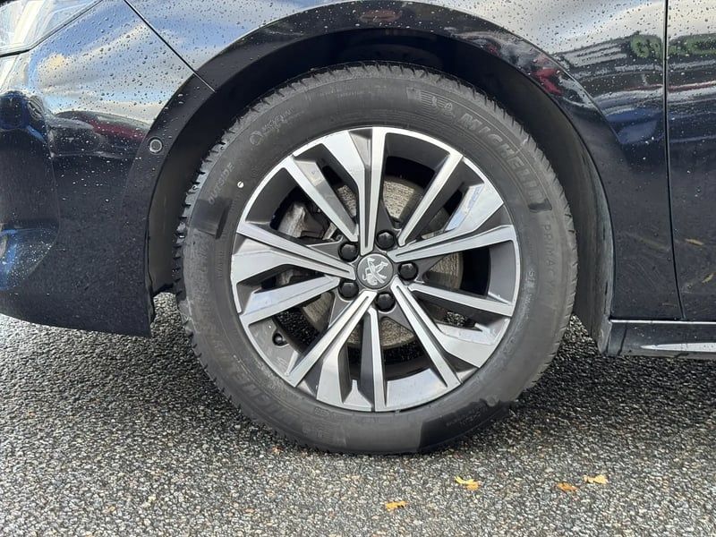 Photo de la voiture PEUGEOT 508 SW BlueHDi 130 ch S&S EAT8 Allure Pack