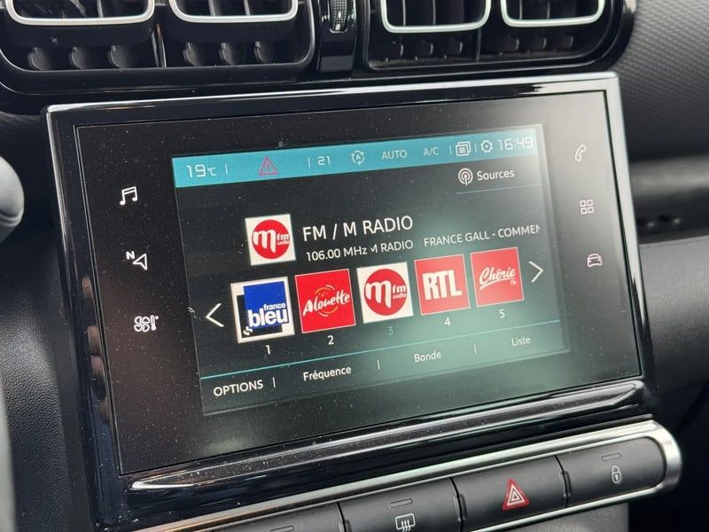 Photo de la voiture CITROEN C3 AIRCROSS BlueHDi 100 S&S BVM6 Shine