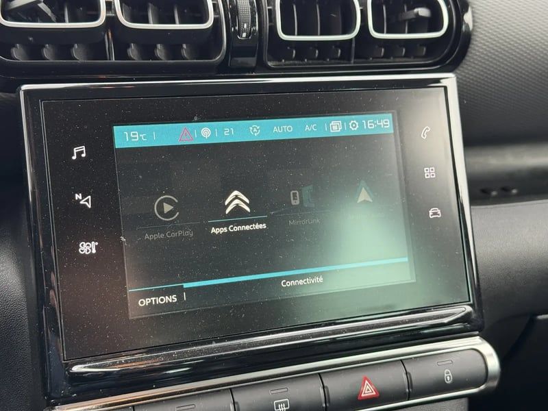 Photo de la voiture CITROEN C3 AIRCROSS BlueHDi 100 S&S BVM6 Shine