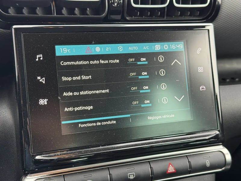 Photo de la voiture CITROEN C3 AIRCROSS BlueHDi 100 S&S BVM6 Shine