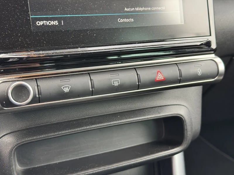 Photo de la voiture CITROEN C3 AIRCROSS BlueHDi 100 S&S BVM6 Shine