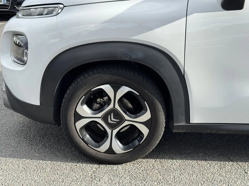 Photo de la voiture CITROEN C3 AIRCROSS BlueHDi 100 S&S BVM6 Shine