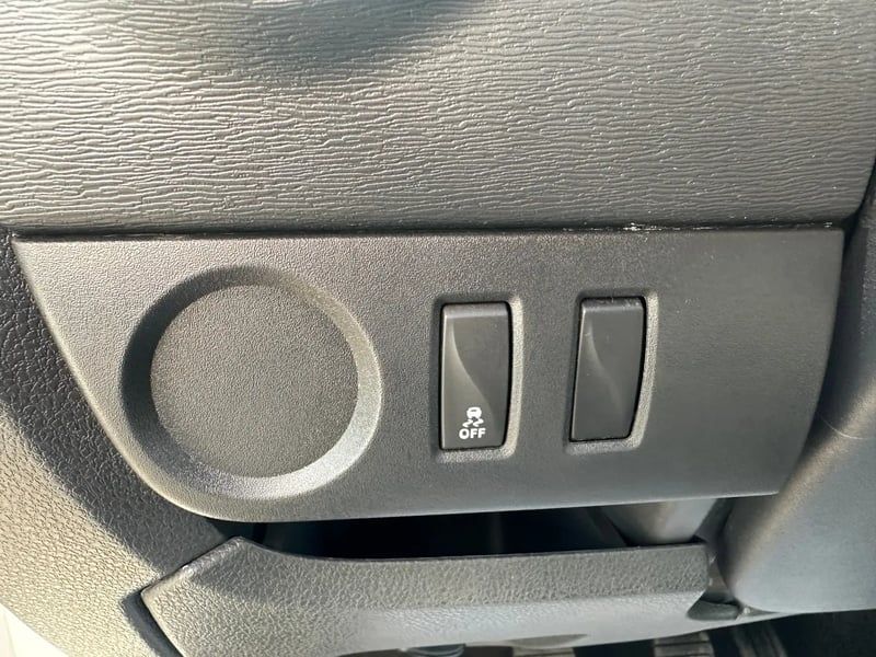 Photo de la voiture DACIA LODGY Blue dCi 95 5 places Essentiel
