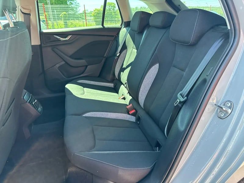 Photo de la voiture SKODA SCALA 1.0 TSI Evo 2 116 ch BVM6 Selection