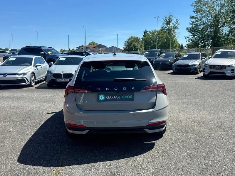 Photo de la voiture SKODA SCALA 1.0 TSI Evo 2 116 ch BVM6 Selection