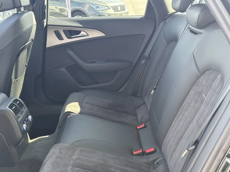 Photo de la voiture AUDI A6 ALLROAD QUATTRO V6 3.0 BiTDI 320 Tiptronic Avus