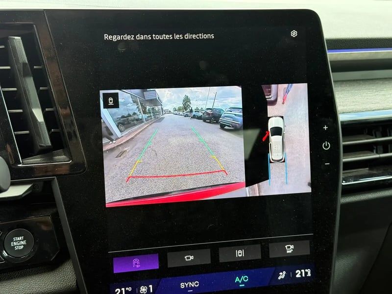 Photo de la voiture RENAULT AUSTRAL E-Tech full hybrid 200 GSR2 Techno