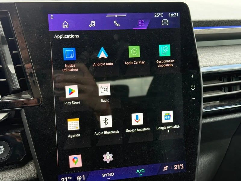 Photo de la voiture RENAULT AUSTRAL E-Tech full hybrid 200 GSR2 Techno