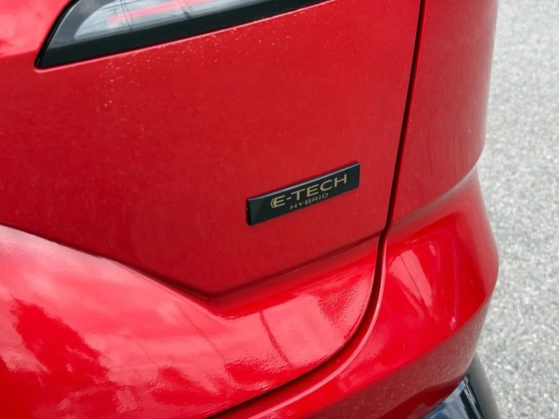 Photo de la voiture RENAULT AUSTRAL E-Tech full hybrid 200 GSR2 Techno