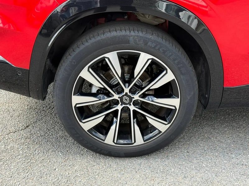 Photo de la voiture RENAULT AUSTRAL E-Tech full hybrid 200 GSR2 Techno