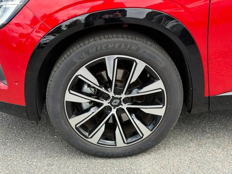 Photo de la voiture RENAULT AUSTRAL E-Tech full hybrid 200 GSR2 Techno