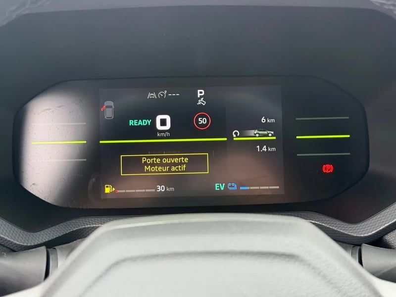 Photo de la voiture DACIA DUSTER Hybrid 155 Journey