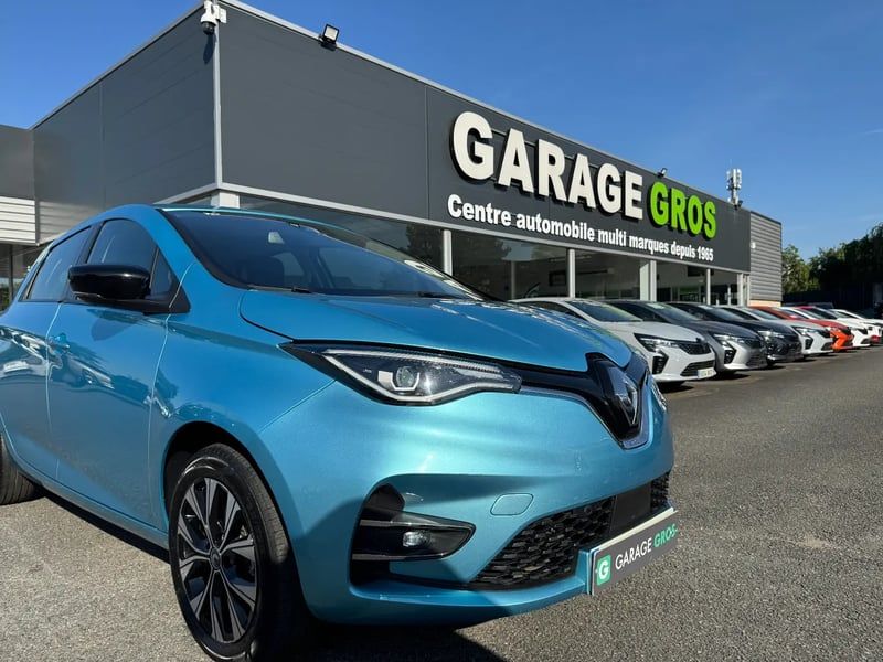 Photo de la voiture RENAULT ZOE E-TECH ELECTRIQUE R110 - MY22 Evolution