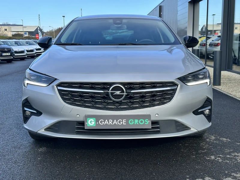 Photo de la voiture OPEL INSIGNIA GRAND SPORT 2.0 Diesel 174 ch Elegance Business- 5P