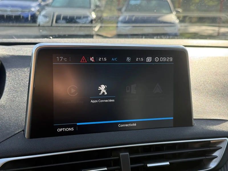 Photo de la voiture PEUGEOT 3008 BUSINESS BlueHDi 130ch S&S EAT8 Active Business