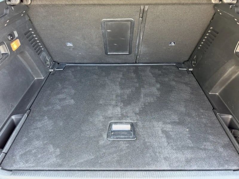 Photo de la voiture PEUGEOT 3008 BlueHDi 130ch S&S EAT8 Allure