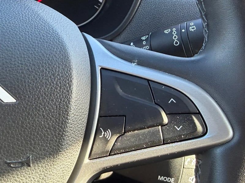 Photo de la voiture DACIA DUSTER Blue dCi 115 4x4 Extreme