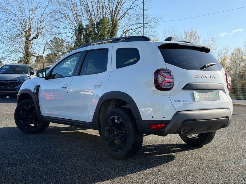 Photo de la voiture DACIA DUSTER Blue dCi 115 4x4 Extreme