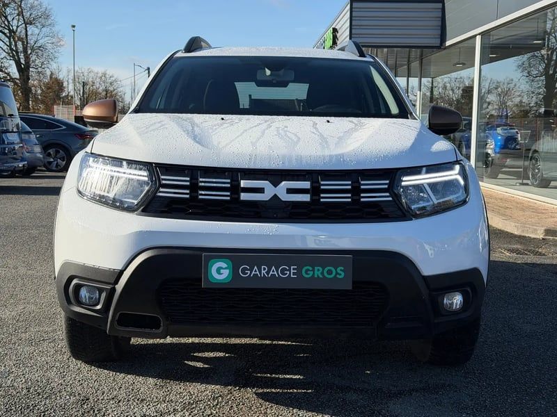 Photo de la voiture DACIA DUSTER Blue dCi 115 4x4 Extreme