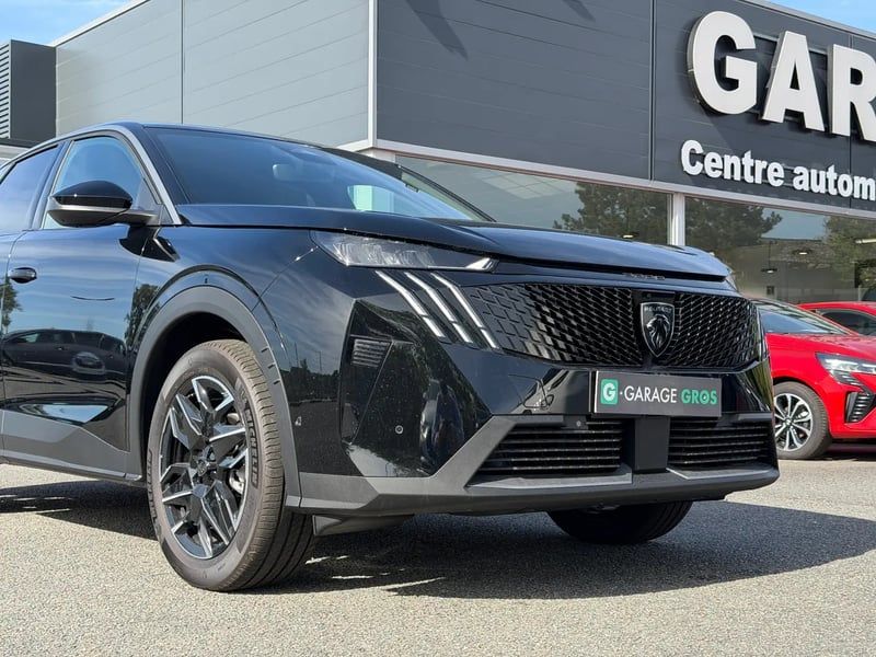 Photo de la voiture PEUGEOT 3008 Hybrid 145 e-DCS6 Allure Business