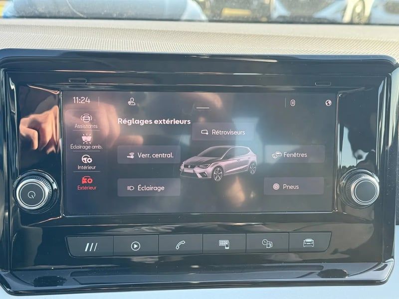 Photo de la voiture SEAT IBIZA 1.0 MPI 80 ch S/S BVM5 STYLE PLUS