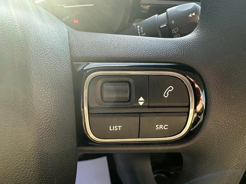 Photo de la voiture CITROEN C3 BUSINESS BlueHDi 75 S&S 83g Feel Business