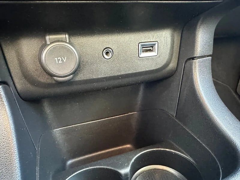 Photo de la voiture CITROEN C3 BUSINESS BlueHDi 75 S&S 83g Feel Business