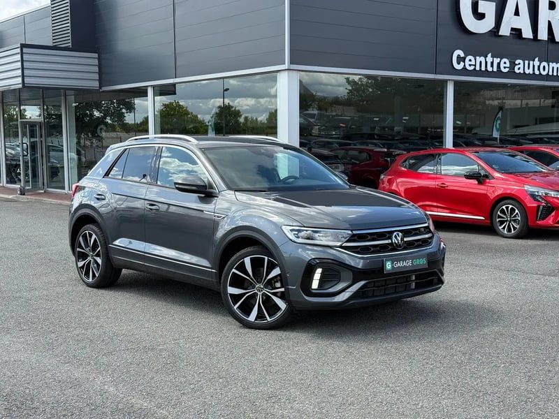 Photo de la voiture VOLKSWAGEN T-ROC 1.5 TSI EVO2 150 Start/Stop DSG7 R-Line