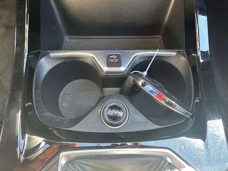 Photo de la voiture BMW SERIE 1 F40 116d 116 ch M Sport