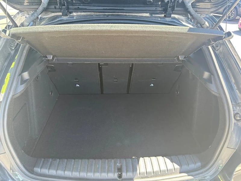 Photo de la voiture BMW SERIE 1 F40 116d 116 ch M Sport