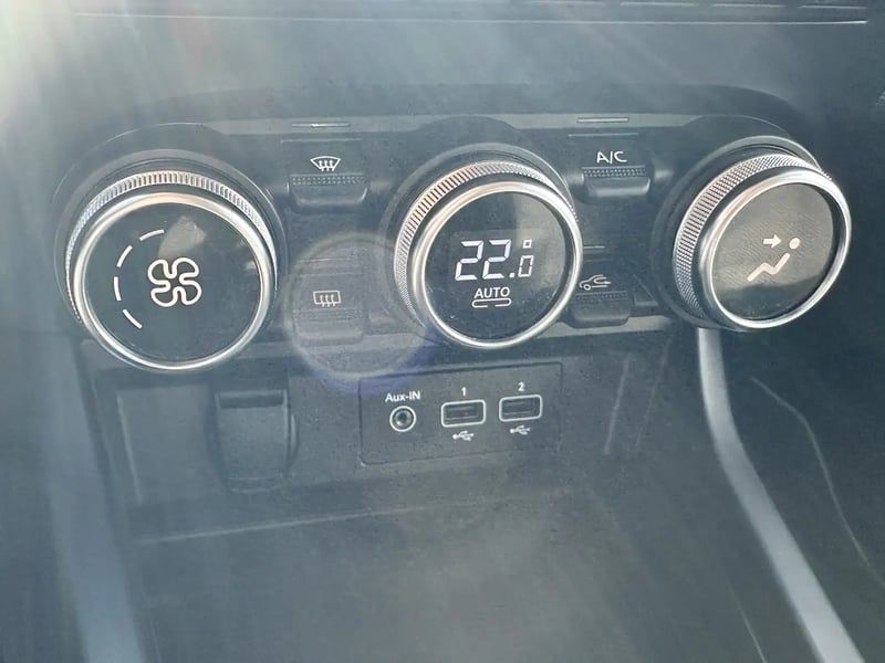 Photo de la voiture RENAULT ARKANA E-Tech 145 - 23 Techno