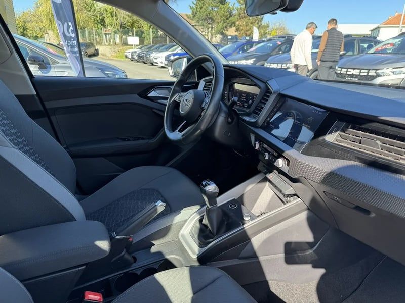 Photo de la voiture AUDI A1 SPORTBACK 30 TFSI 110 ch BVM6 Advanced