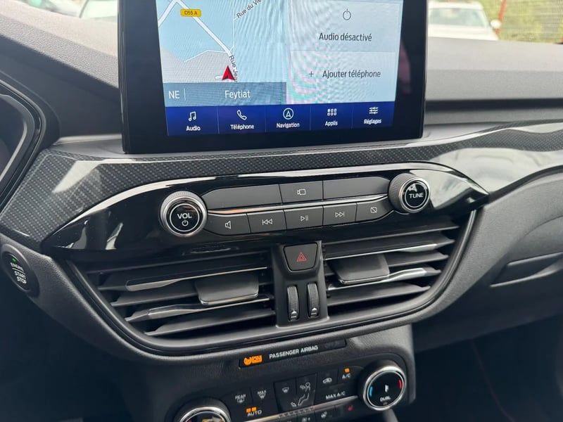 Photo de la voiture FORD KUGA 2.0 TDCi 120 S&S 4x2 Powershift ST-Line